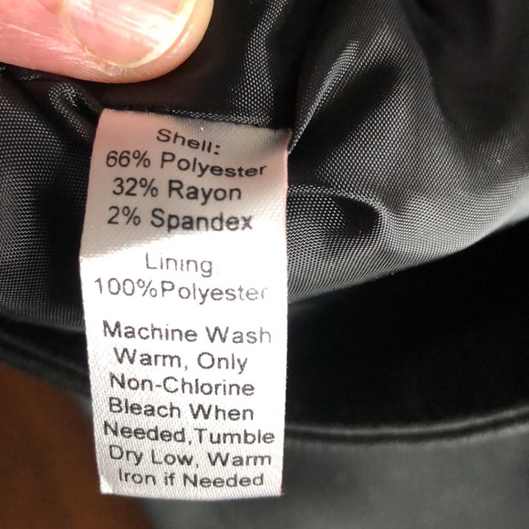 Women’s size 4 Ann Taylor loft black skirt with two front pockets - Picture 4 of 9